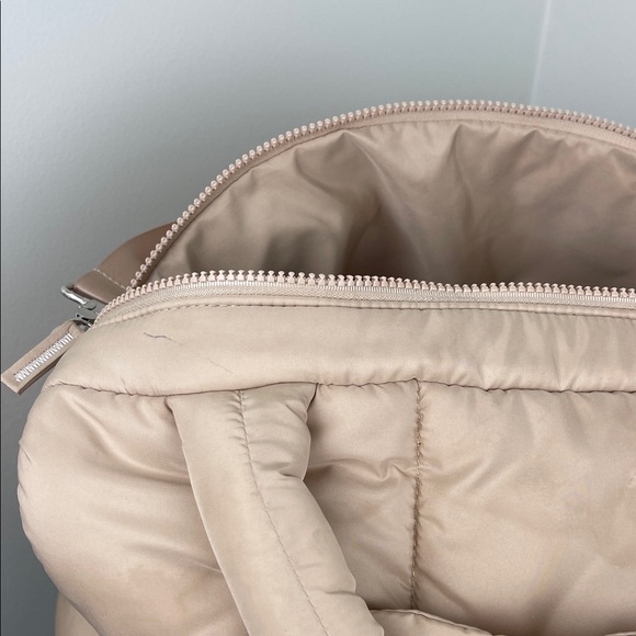 Wilo The Label Neutral Beige Puffer Tote Cozy Quilted Bag - Picture 4 of 10